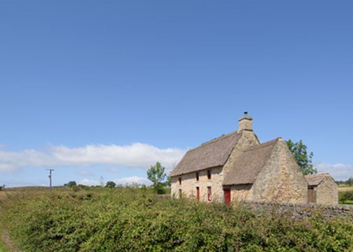 CausewayHouse-exterior-houseandfields-450x321