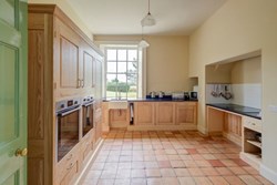 Cavendish Hall accessible kitchen 600x400