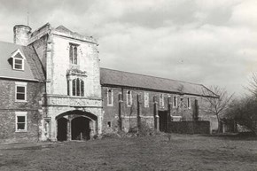 cawoodcastle-history-exterior-600x400