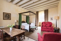 CawoodCastle-interior-sittingroom-600x400