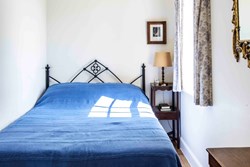 Chateau bedroom 1200x800