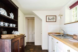 Church Cottage int kitchen 1200x800