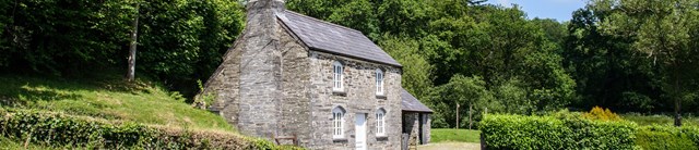 Church Cottage hero 3200x690