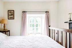 ChurchCottage-interior-bedroom-600x400