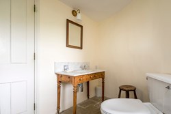 Clavell Tower wc 1200x800