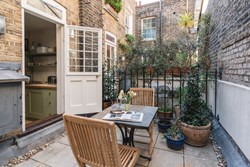 43 Cloth Fair terrace 1200x800