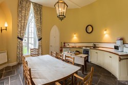 Clytha Castle kitchen other angle 1200x800