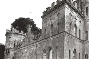 clythacastle-history-sideexterior-600x400