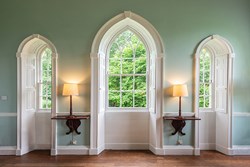 clythacastle-interior-hallway-600x400