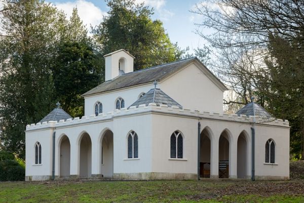 cobhamdairy-exterior-1-carousel-600x400.jpg