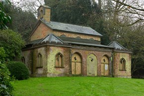 CobhamDairy-exteriorside-600x400