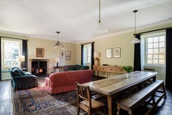 Collegehill House int dining 1200x800