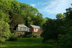 coombe-chapel-cottage-exterior-600x400