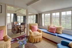 coombecorner-interior-window-600x400-min