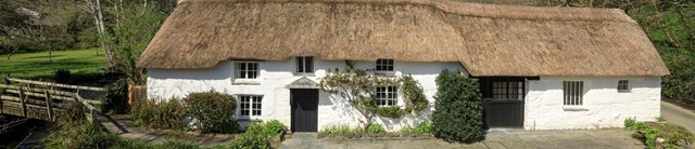 Ford Cottage hero 3200x690