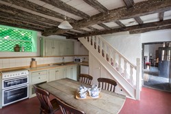 2hawkers-interior-kitchenstairs-600x400