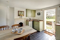 1 Mill House int kitchen 1200x800