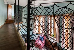 Coop-House-Int-First-Floor-Railing-600x400