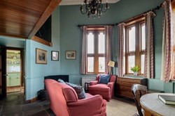 Coop-House-Int-Living-Room-To-Kitchen-600x400
