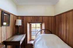Coop-House-Int-Single-600x400