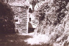 Crownhillfort-history-before-600x400