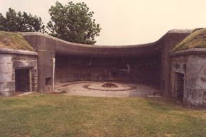 Crownhillfort-history-gun-600x400