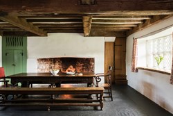 dolbeldyr dining 1200x800