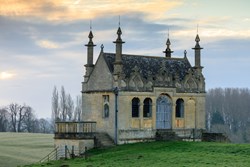 East Banqueting House ext dusk 1200x800