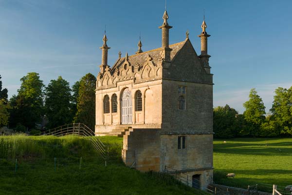 Small Jacobean banqueting house on top a small grassing hill