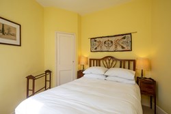 Egyptian House 3rd floor double bed 1200x800