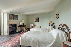 Elton House twin 1200x800