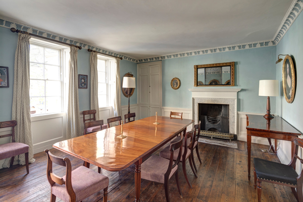 EltonHouse-interior-diningroom-600x400.jpg