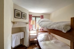 Swiss Cottage bunks 1200x800