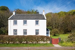 Ferryman's Cottage ext front 1200x800