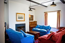 Fort Clonque int sitting 1200x800