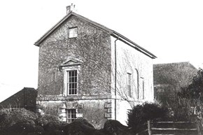 foxhall-history-exterior-600x400