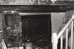 frenchmanscreek-restoration-guttedlivingroom-600x400