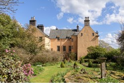 Gargunnock House ext side 1200x800