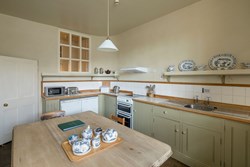 The Georgian House int kitchen angle 1200x800