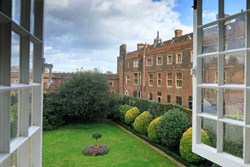 The Georgian House view1200x800