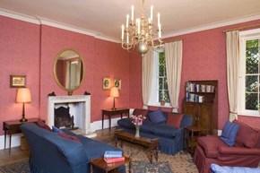 georgian-interior-livingroom-600x400