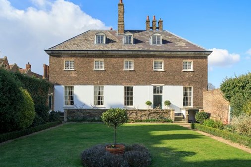 The Georgian house- 600x400