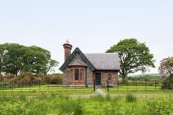 GlenmallochLodgeExttrees1200x800 (1)