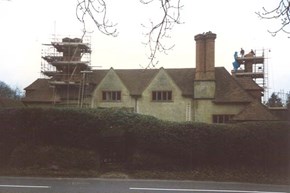 Goddards-restoration-scaffolding-600x400