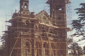 gothictemple-restoration-scaffolding-600x400