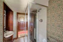 the grange shower 1200x800