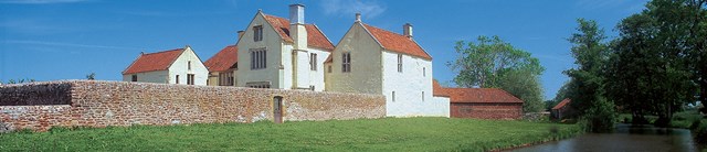 gurney manor hero