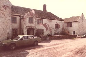 gurney-history-1980-600x400