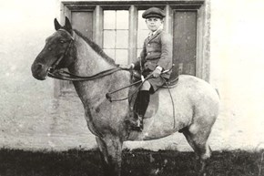 Gurney-History-GrandsonoJamesBucknell1908-600x400