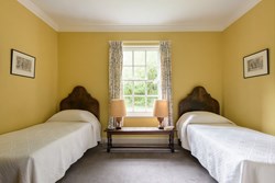 Ingestre Pavilion int twin1200x800
